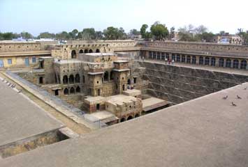 Abhaneri1