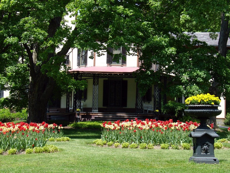 Locust Grove Garden