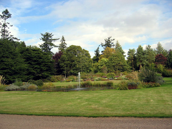 Mertoun House