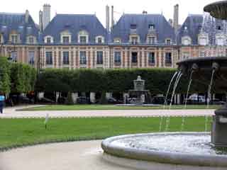 Place des vosges garden