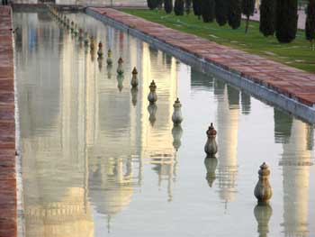 Taj Mahal Pool